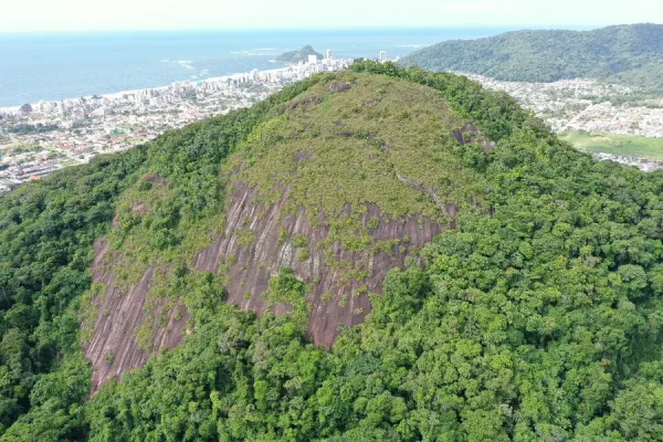 Morro-Escalvado-matinhos-visit-litoral-parana